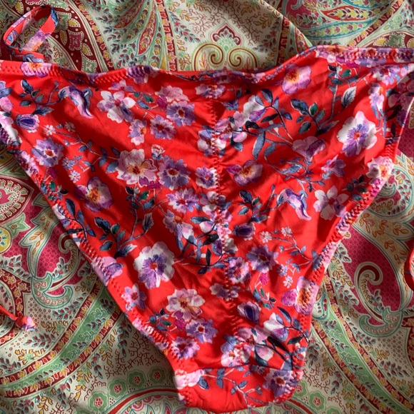 HM BIKINI NEVER WORN - Picture 2 of 4